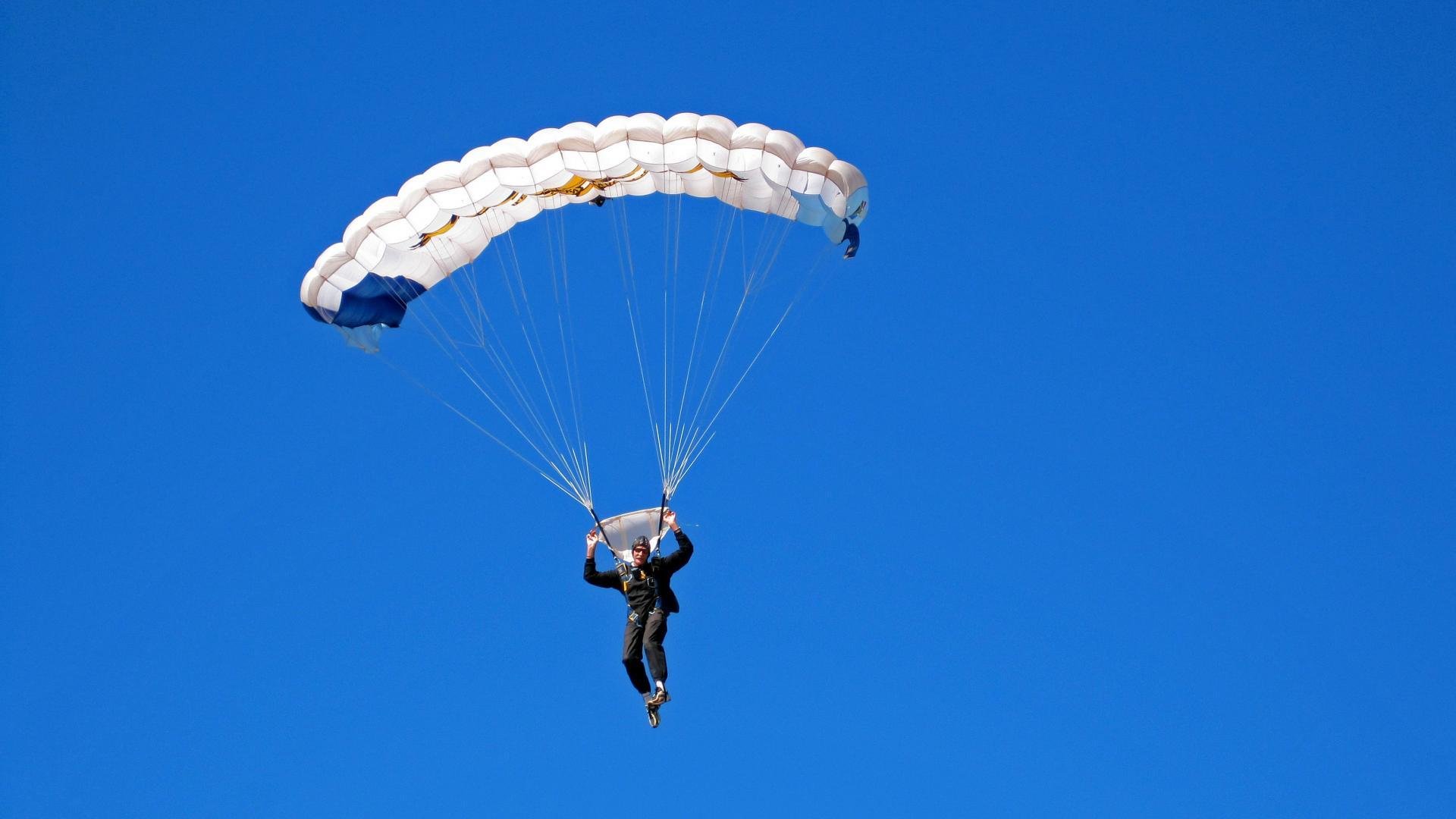 爱游戏官方入口-日本马术协会与国际马术联合会合作，举办国际马术交流活动，促进技术交流。